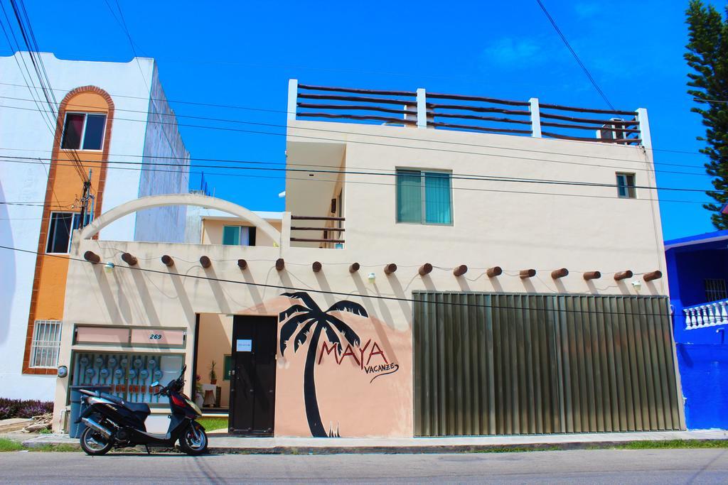 Maya Vacanze Calle 4 أكومال المظهر الخارجي الصورة